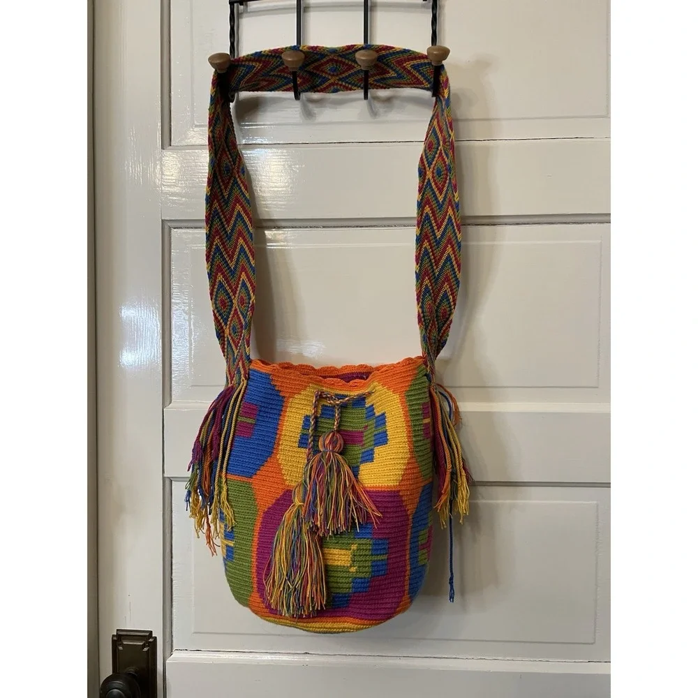 New 100% Wayuu Colombian Mochila Bucket Bag Handmade Multicolor
